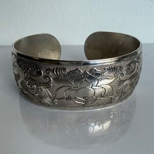Vintage Tibetan Silver Engraved Silver Cuff Bangle Bracelet